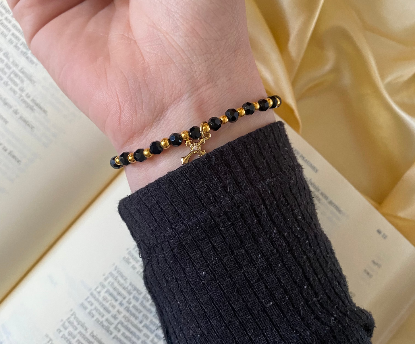 Bracelet Noir Minimaliste